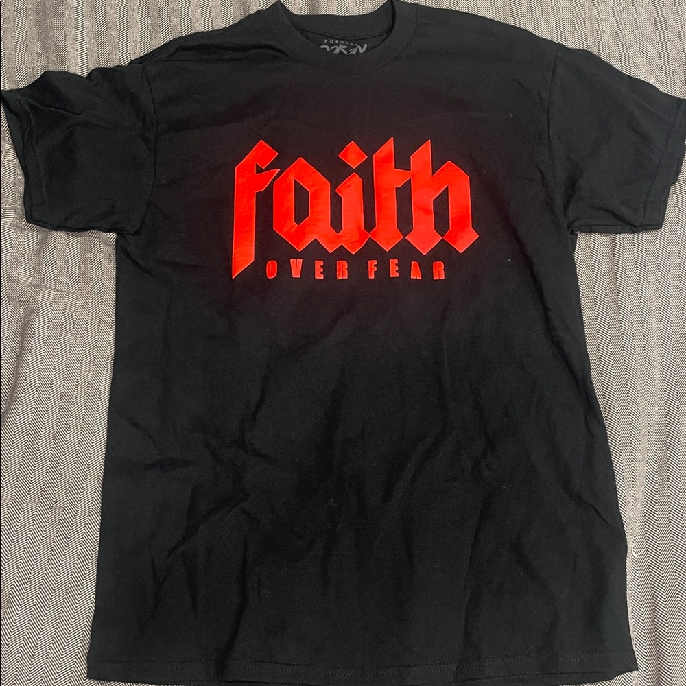 Black Faith Over Fear Men's Short Sleeve Tee